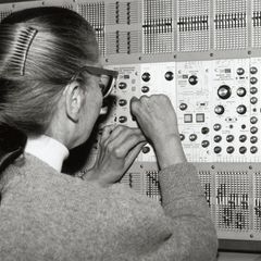 Éliane Radigue