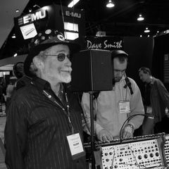 Don Buchla with a 200e synthesizer at the 2006 NAMM Show