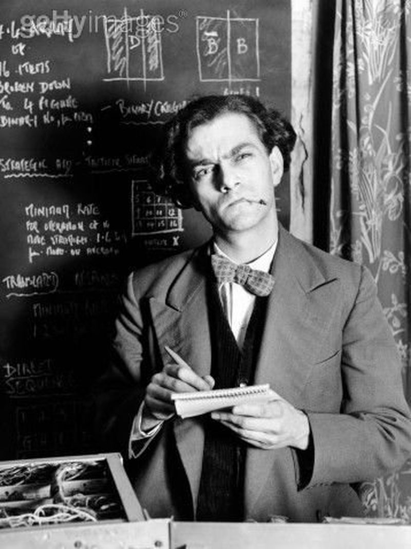Gordon Pask at a blackboard