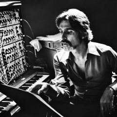 Patrick Gleeson at a Moog modular synthesizer